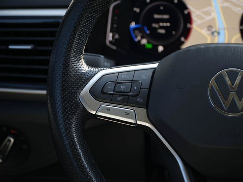Used 2023 Volkswagen Atlas SEL Premium AWD/4WD image 25