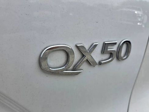 Used 2023 INFINITI QX50 Luxe FWD image 15