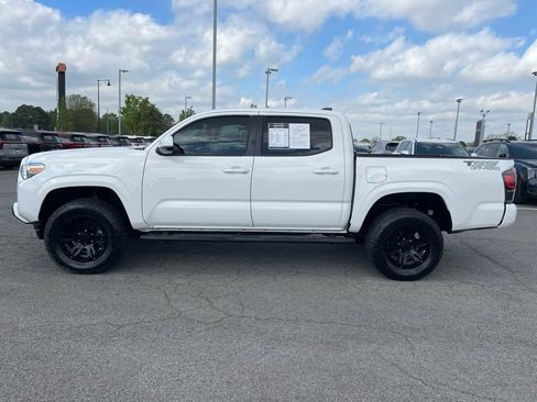 Used 2022 Toyota Tacoma SR w/ SR Convenience Package image 4