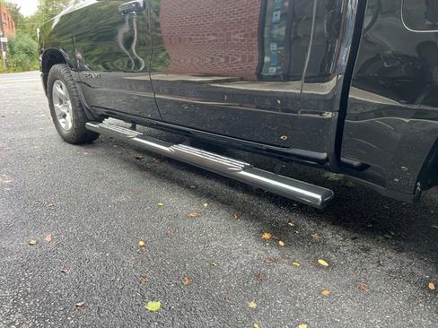 Used 2021 RAM 1500 Big Horn image 8