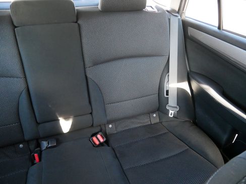 Used 2018 Subaru Outback 2.5i image 14