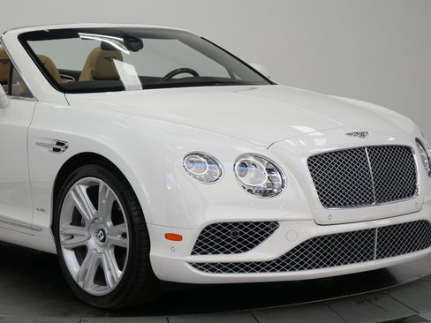 Used 2018 Bentley Continental GT AWD/4WD image 36