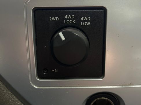 Used 2009 Dodge Ram 3500 Truck Laramie image 17