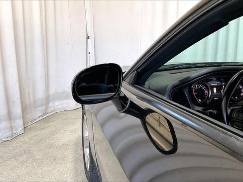 Used 2023 Dodge Challenger SXT image 10