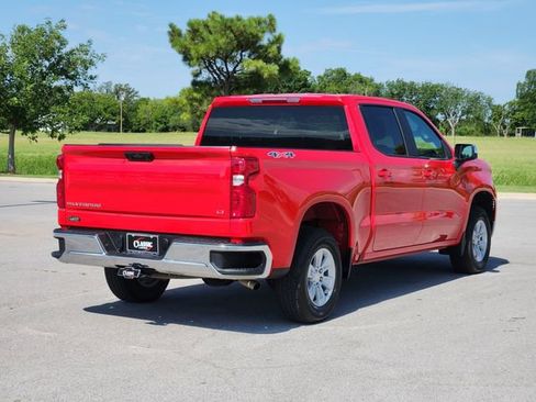 Used 2025 Chevrolet Silverado 1500 LT image 7