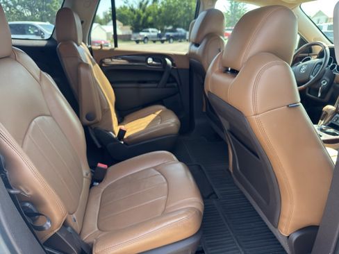 Used 2013 Buick Enclave Leather AWD/4WD image 17