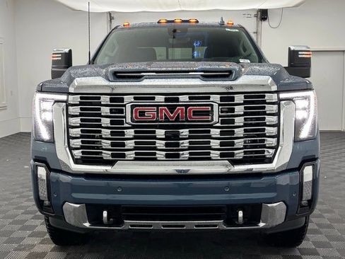 New 2025 GMC Sierra 2500 Denali w/ Denali Reserve Package image 15