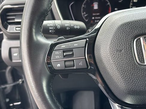 Used 2023 Honda Pilot EX-L image 17