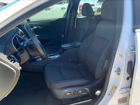 Used 2023 Chevrolet Malibu LT image 7