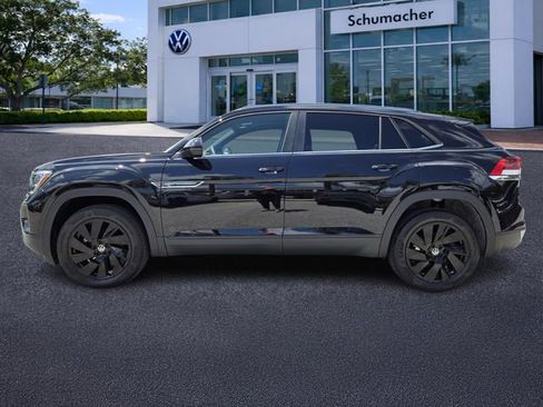 New 2026 Volkswagen Atlas Cross Sport SE FWD image 4