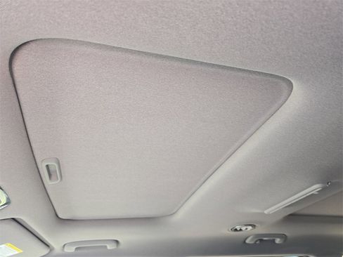 New 2026 Kia EV9 Wind image 23