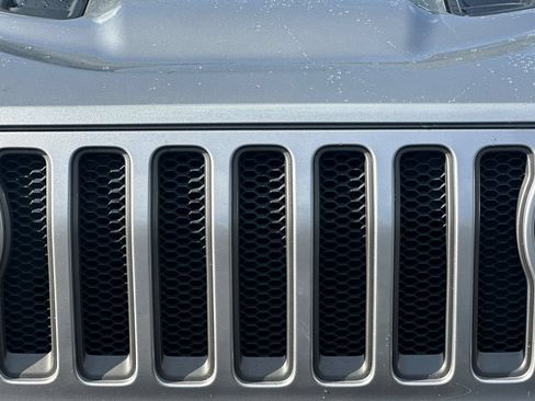 Used 2018 Jeep Wrangler Unlimited Rubicon AWD/4WD image 46