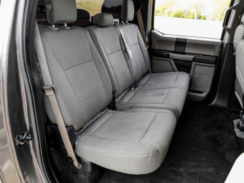 Used 2016 Ford F150 XLT image 42