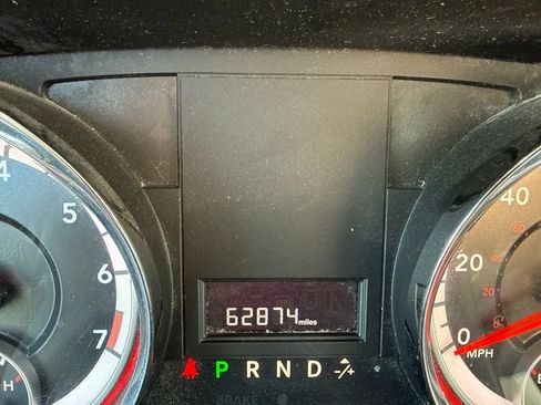 Used 2018 Dodge Grand Caravan SE w/ UConnect Hands-Free Group FWD image 5