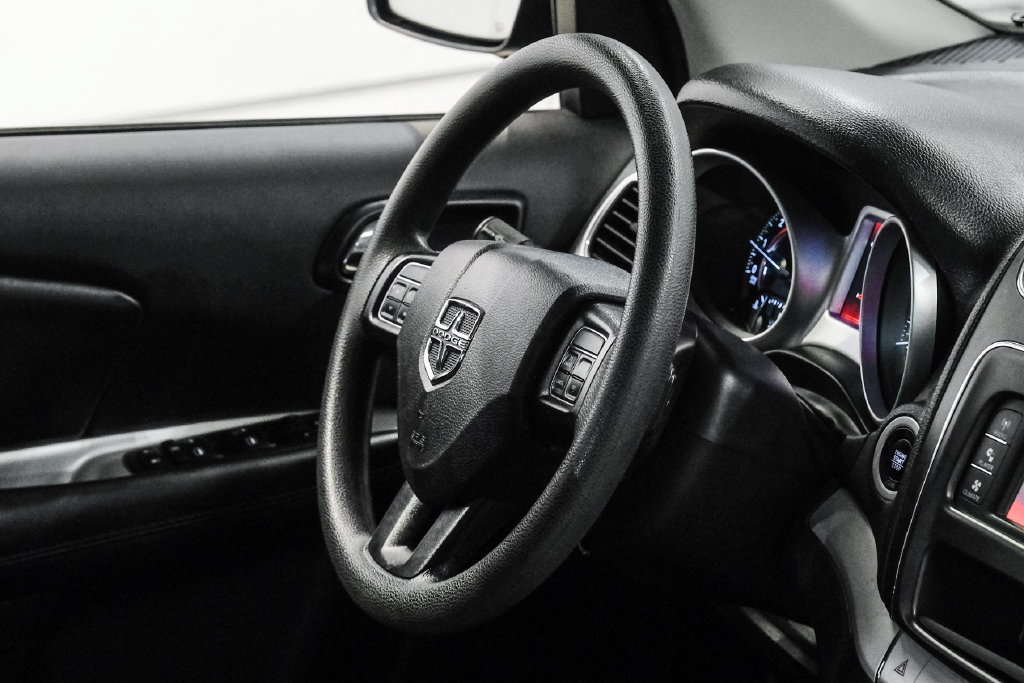 Used 2019 Dodge Journey SE FWD image 20