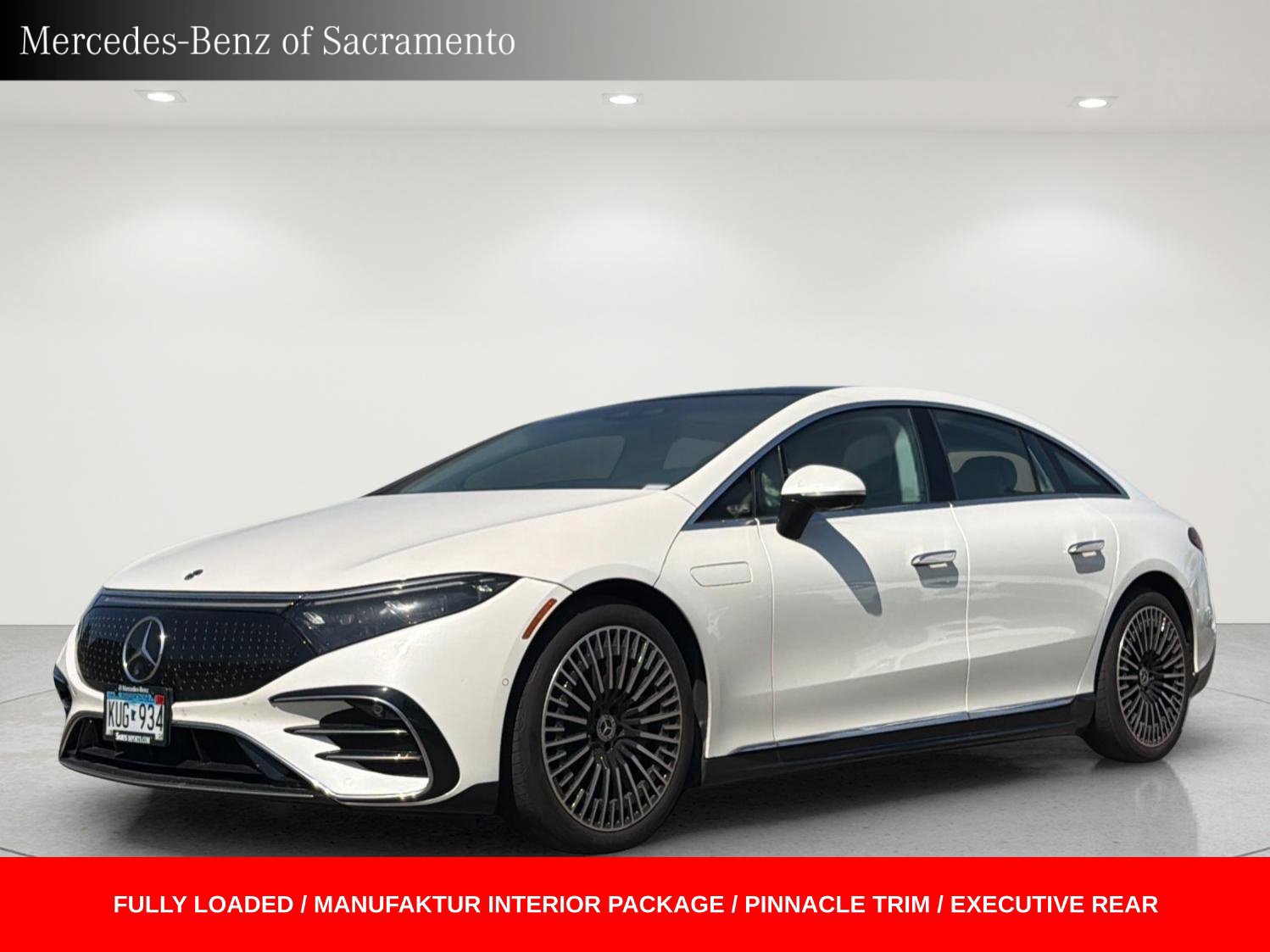 Used 2023 Mercedes-Benz EQS 580 4MATIC Sedan image 1