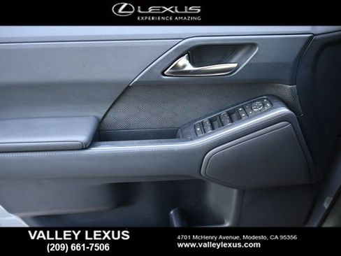Certified 2024 Lexus GX 550 w/ Accessory Package (31) AWD/4WD image 18