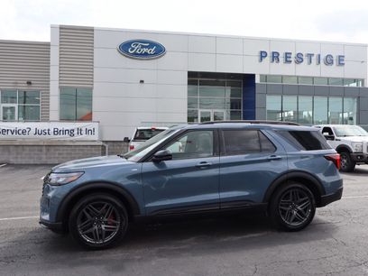 New 2026 Ford Explorer ST-Line w/ ST-Line Street Pack