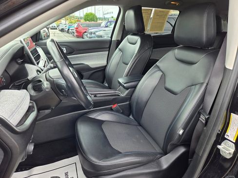 Used 2022 Jeep Compass Latitude w/ Convenience Group FWD image 18