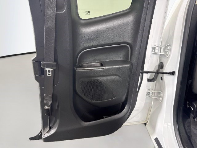 Used 2022 Chevrolet Colorado W/T RWD image 24