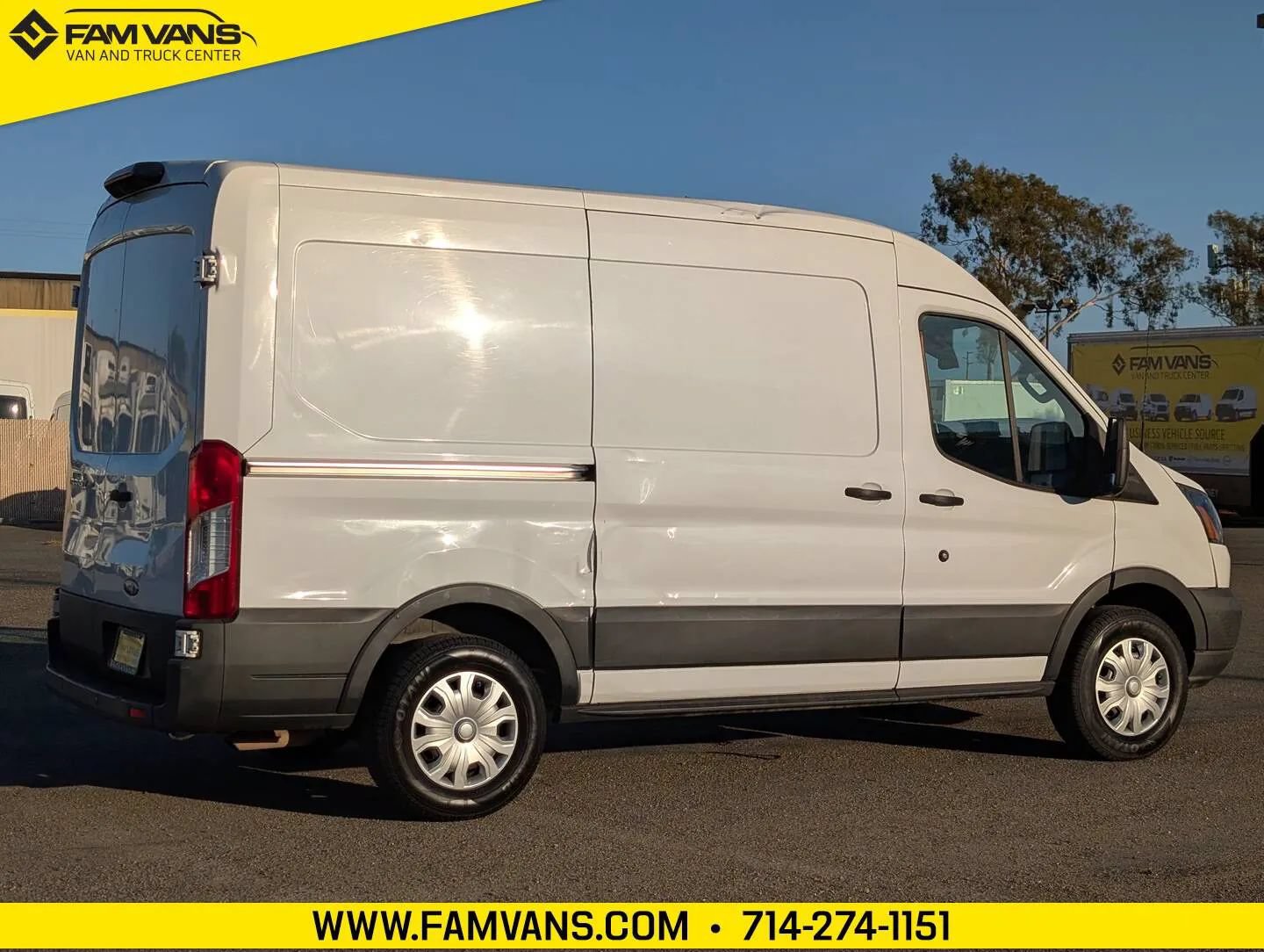 Used 2018 Ford Transit 150 130 Medium Roof RWD image 2