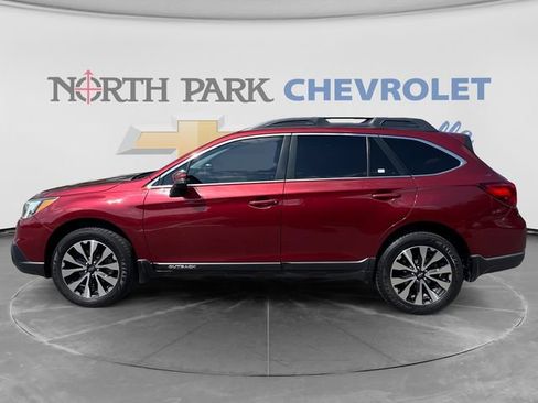 Used 2016 Subaru Outback 2.5i Limited AWD/4WD image 3