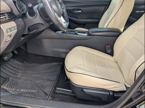 Used 2021 Nissan Sentra SV image 11