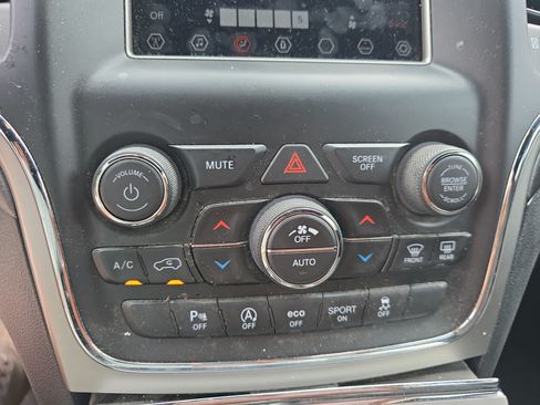 Used 2018 Jeep Grand Cherokee Laredo AWD/4WD image 20