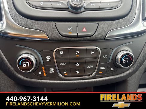 Certified 2024 Chevrolet Equinox LT image 3