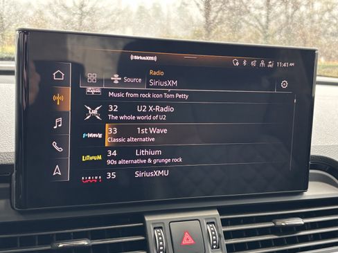 Used 2024 Audi SQ5 Premium Plus image 23