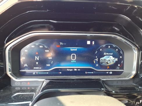 Used 2023 Chevrolet Silverado 1500 High Country AWD/4WD image 9