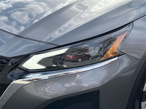 Certified 2024 Nissan Altima 2.5 S image 14
