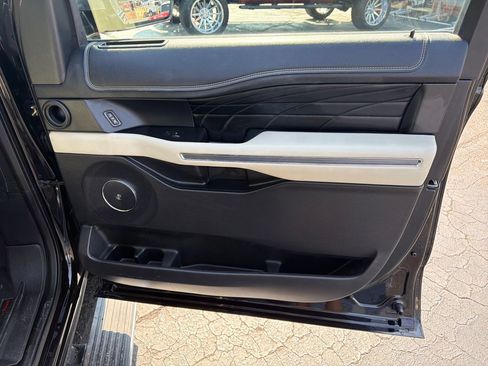 Used 2019 Ford Expedition Platinum RWD image 52