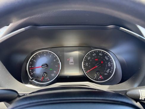 Used 2022 Toyota RAV4 XLE FWD image 15