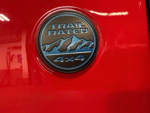 Used 2024 Jeep Wrangler Unlimited image 26