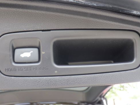 Used 2019 Honda CR-V EX-L image 17