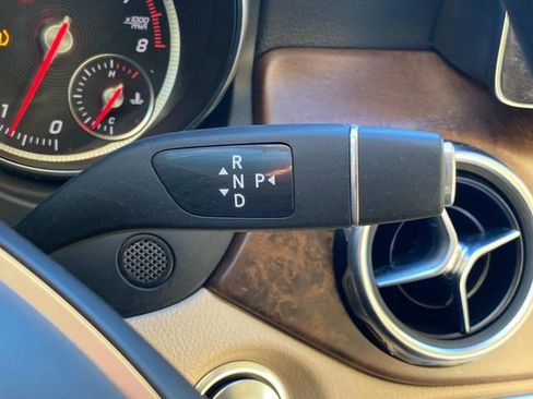 Used 2019 Mercedes-Benz GLA 250 image 29