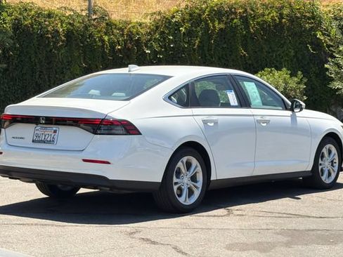 Certified 2023 Honda Accord LX image 4