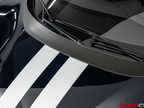 Used 2019 Ferrari 488 Pista Coupe RWD image 10