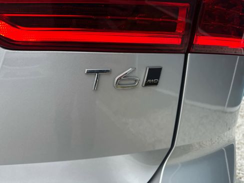 Used 2021 Volvo XC60 T6 Inscription AWD/4WD image 31