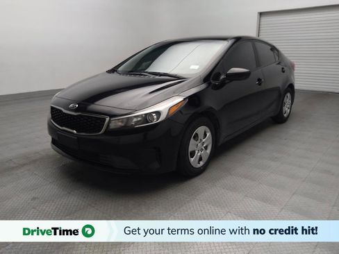 Used 2017 Kia Forte LX FWD image 1