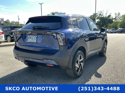 Used 2026 Nissan Kicks SV image 5