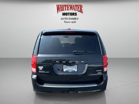 Used 2012 Dodge Grand Caravan Crew FWD image 4