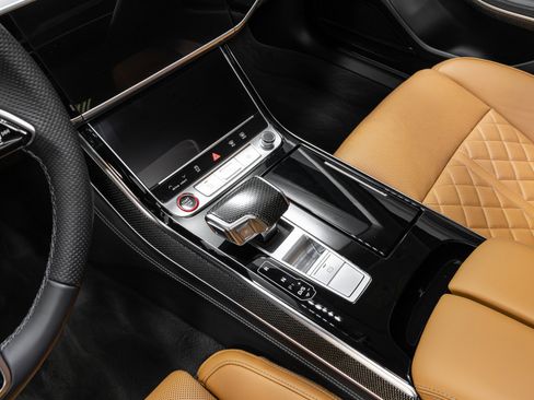 Used 2023 Audi S8 4.0T quattro image 44