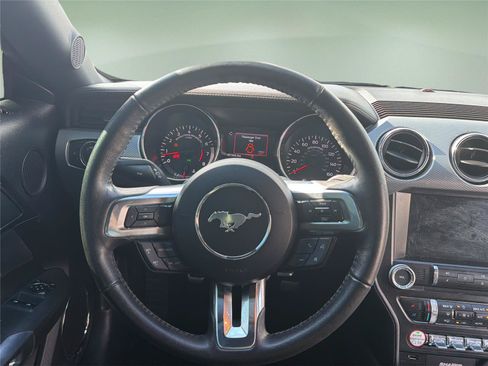 Used 2017 Ford Mustang GT Premium RWD image 11