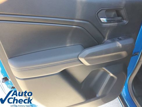 Used 2024 Chevrolet Colorado LT RWD image 13