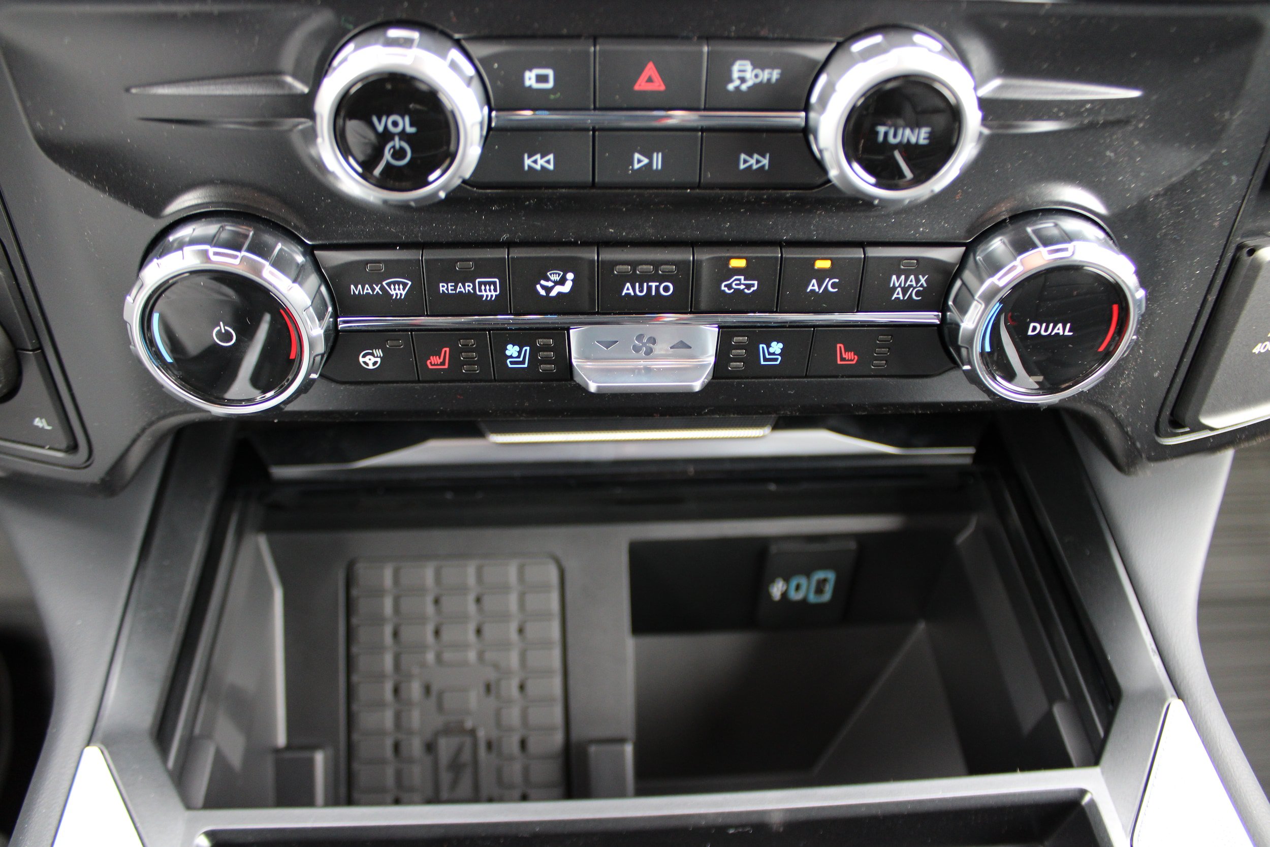 New 2026 Ford F250 Platinum AWD/4WD image 28