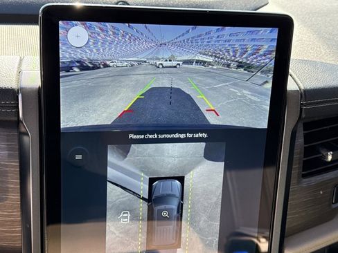 Used 2022 Ford Expedition Max Limited image 30