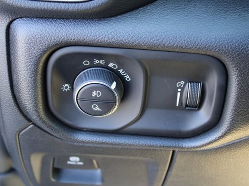 Used 2025 RAM 1500 Big Horn image 13