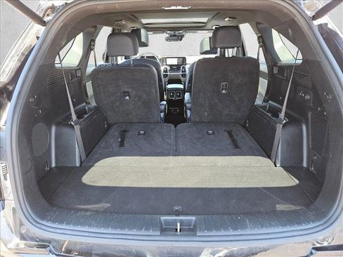 Used 2022 Kia Sorento SX Prestige w/ Panoramic Sunroof Package image 6